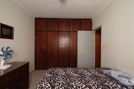 Casa para alugar com 350m², 3 quartos e 8 vagas Casa para alugar com 350m², 3 quartos e 8 vagasSuíte 1