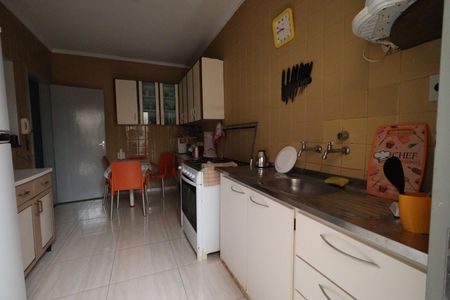 Casa para alugar com 350m², 3 quartos e 8 vagas Casa para alugar com 350m², 3 quartos e 8 vagasCozinha