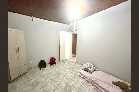 Casa à venda com 200m², 3 quartos e 3 vagas Casa à venda com 200m², 3 quartos e 3 vagasQuarto 2