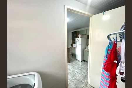 Casa à venda com 200m², 3 quartos e 3 vagas Casa à venda com 200m², 3 quartos e 3 vagasÁrea de Serviço