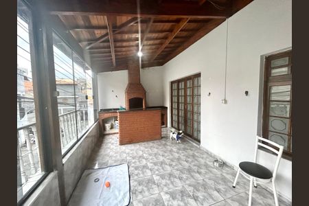 Casa à venda com 200m², 3 quartos e 3 vagas Casa à venda com 200m², 3 quartos e 3 vagasVaranda gourmet
