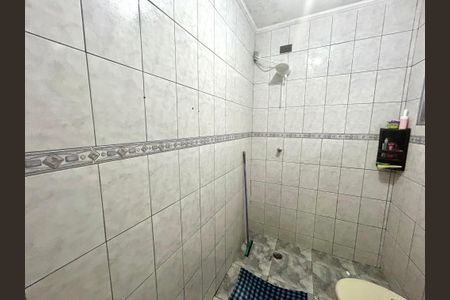 Casa à venda com 200m², 3 quartos e 3 vagas Casa à venda com 200m², 3 quartos e 3 vagasBanheiro 2