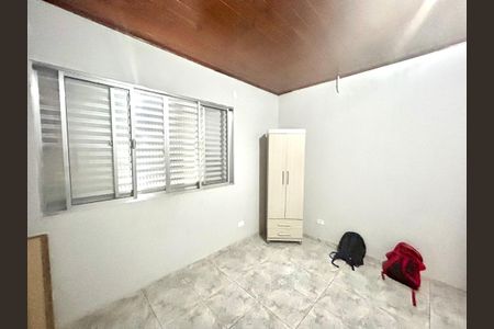 Casa à venda com 200m², 3 quartos e 3 vagas Casa à venda com 200m², 3 quartos e 3 vagasQuarto 2