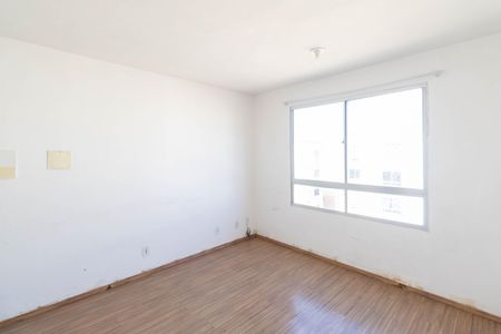 Sala de apartamento para alugar com 2 quartos, 46m² em Cosmos, Rio de Janeiro