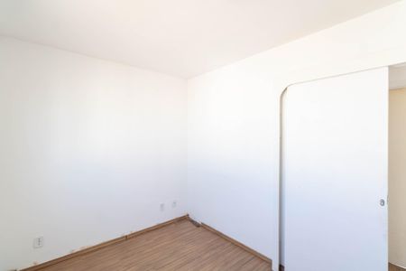 Quarto 1 de apartamento para alugar com 2 quartos, 46m² em Cosmos, Rio de Janeiro