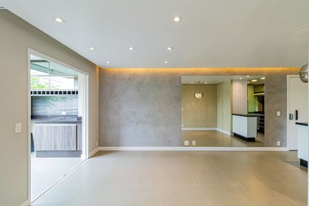 Apartamento à venda com 72m², 2 quartos e 1 vagaSala