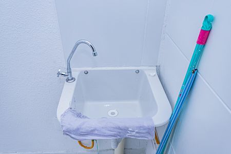 Apartamento para alugar com 32m², 2 quartos e sem vaga Apartamento para alugar com 32m², 2 quartos e sem vagaSala, cozinha e área de serviço