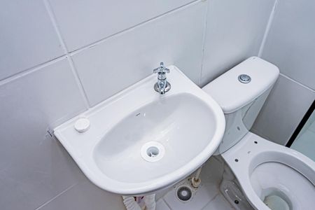 Apartamento para alugar com 32m², 2 quartos e sem vaga Apartamento para alugar com 32m², 2 quartos e sem vagaBanheiro