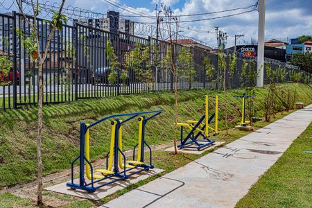 Apartamento para alugar com 32m², 2 quartos e sem vaga Apartamento para alugar com 32m², 2 quartos e sem vagaÁrea comum - Academia externa