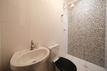 Casa à venda com 110m², 3 quartos e 2 vagasBanheiro