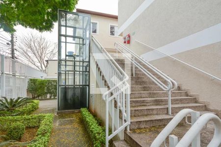 Casa de condomínio à venda com 117m², 3 quartos e 2 vagasElevador