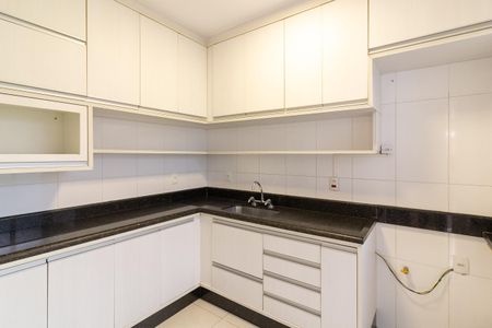 Casa de condomínio à venda com 117m², 3 quartos e 2 vagasCozinha