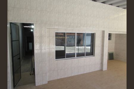 Casa à venda com 140m², 3 quartos e 2 vagasGaragem