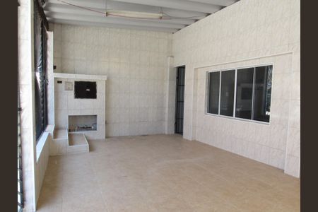 Casa à venda com 140m², 3 quartos e 2 vagasGaragem