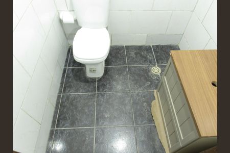 Casa à venda com 140m², 3 quartos e 2 vagasBanheiro 2 