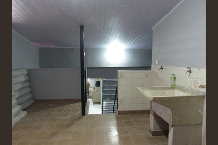 Casa à venda com 140m², 3 quartos e 2 vagasÁrea de Serviço - Churrasqueira