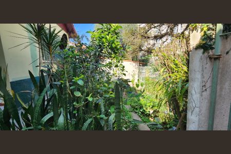 Casa à venda com 264m², 3 quartos e 5 vagasFoto 04