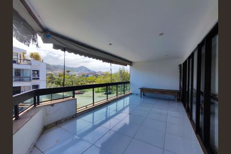Varanda de apartamento à venda com 4 quartos, 180m² em Recreio dos Bandeirantes, Rio de Janeiro