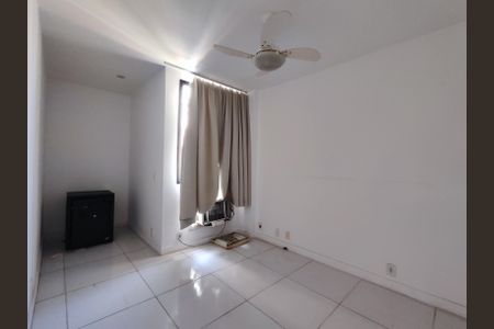 Apartamento à venda com 180m², 4 quartos e 2 vagasQuarto 2