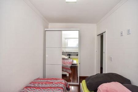 Apartamento à venda com 68m², 3 quartos e 2 vagasQuarto 2