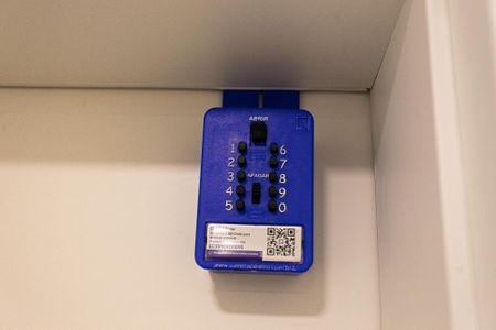 Apartamento à venda com 80m², 2 quartos e 1 vagaLockbox