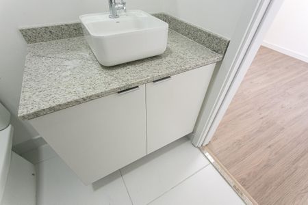 Apartamento à venda com 80m², 2 quartos e 1 vagaBanheiro da Suíte 2