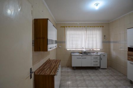 Casa para alugar com 130m², 4 quartos e 2 vagas Casa para alugar com 130m², 4 quartos e 2 vagasCozinha