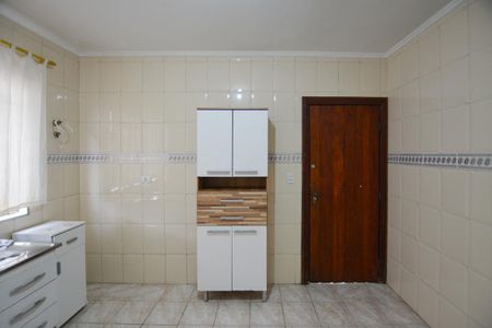 Casa para alugar com 130m², 4 quartos e 2 vagas Casa para alugar com 130m², 4 quartos e 2 vagasCozinha