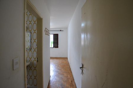 Casa para alugar com 130m², 4 quartos e 2 vagas Casa para alugar com 130m², 4 quartos e 2 vagasSuíte