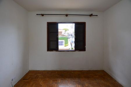 Casa para alugar com 130m², 4 quartos e 2 vagas Casa para alugar com 130m², 4 quartos e 2 vagasSuíte