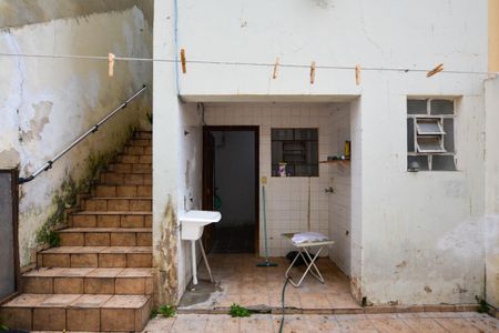 Casa para alugar com 130m², 4 quartos e 2 vagas Casa para alugar com 130m², 4 quartos e 2 vagasÁrea de serviço