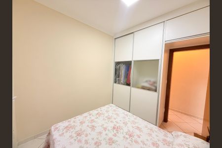 Apartamento à venda com 78m², 2 quartos e 2 vagas Apartamento à venda com 78m², 2 quartos e 2 vagasQuarto 1