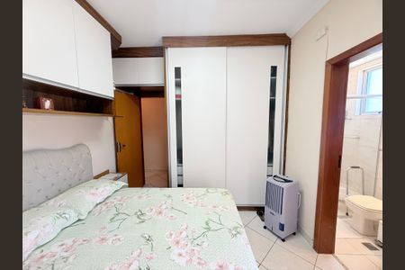 Apartamento à venda com 78m², 2 quartos e 2 vagas Apartamento à venda com 78m², 2 quartos e 2 vagasQuarto 2