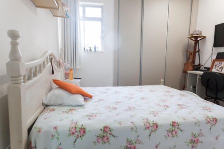 Apartamento à venda com 125m², 4 quartos e 2 vagas Apartamento à venda com 125m², 4 quartos e 2 vagassuite