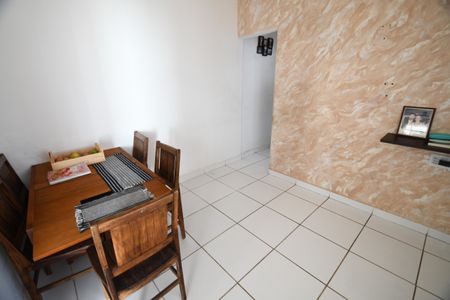 Casa à venda com 229m², 3 quartos e 2 vagasSala - Casa 1