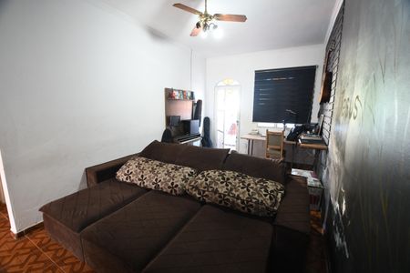 Casa à venda com 229m², 3 quartos e 2 vagasSala - Cada 2