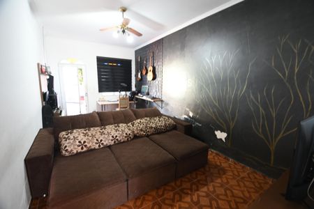 Casa à venda com 229m², 3 quartos e 2 vagasSala - Cada 2