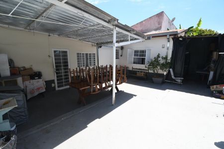 Casa à venda com 229m², 3 quartos e 2 vagasÁrea de Serviço