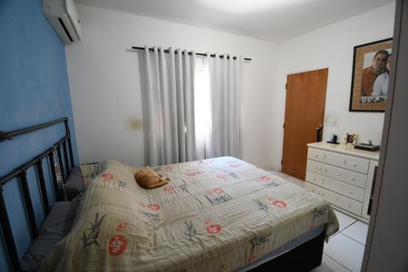 Casa à venda com 229m², 3 quartos e 2 vagasQuarto Suíte - casa 1