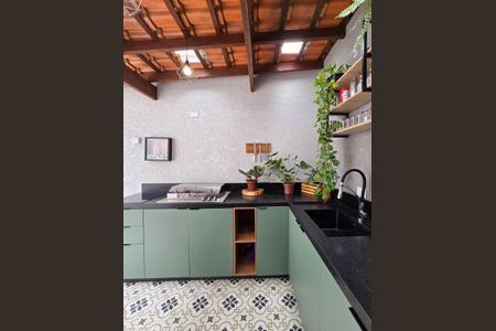 Casa à venda com 117m², 2 quartos e 1 vagaÁrea de Serviço