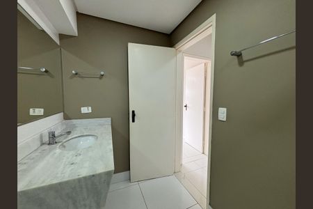 Apartamento para alugar com 115m², 3 quartos e 2 vagasBanheiro Social