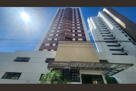 Apartamento para alugar com 90m², 3 quartos e 1 vaga Apartamento para alugar com 90m², 3 quartos e 1 vagaFachada