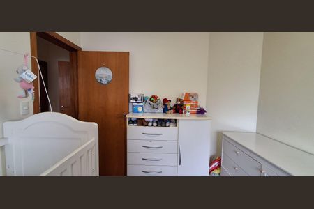 Apartamento à venda com 130m², 3 quartos e 2 vagasQuarto 