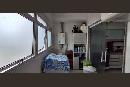 Apartamento à venda com 130m², 3 quartos e 2 vagasÁrea de Serviço 