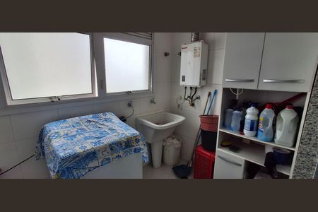 Apartamento à venda com 130m², 3 quartos e 2 vagasÁrea de Serviço 