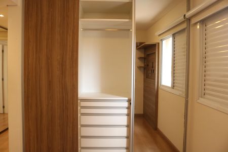 Apartamento à venda com 85m², 2 quartos e 2 vagasSuíte