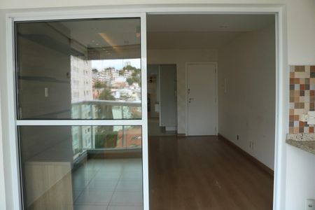 Apartamento à venda com 85m², 2 quartos e 2 vagasVaranda gourmet
