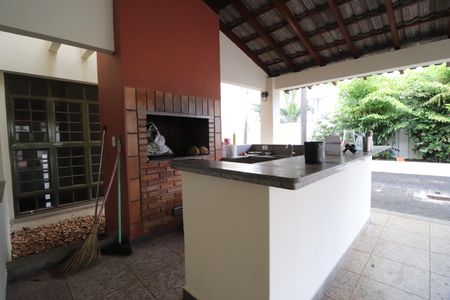 Casa para alugar com 4000m², 5 quartos e 3 vagasVaranda