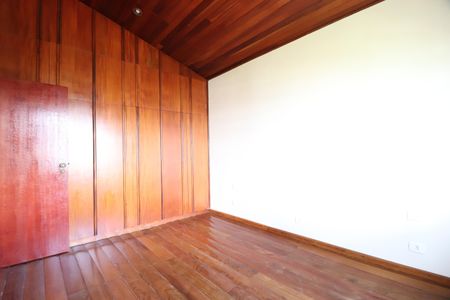 Casa para alugar com 4000m², 5 quartos e 3 vagasQuarto 4 - Suíte