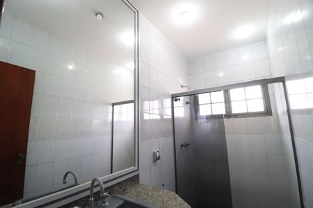 Casa para alugar com 4000m², 5 quartos e 3 vagasBanheiro Social